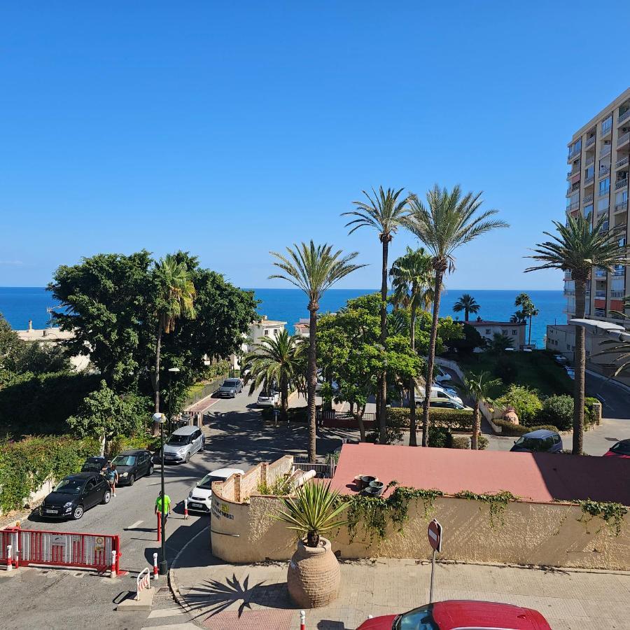 Pueblo Blanco Sea View Apartment By Namaste Elite Torremolinos Exteriör bild