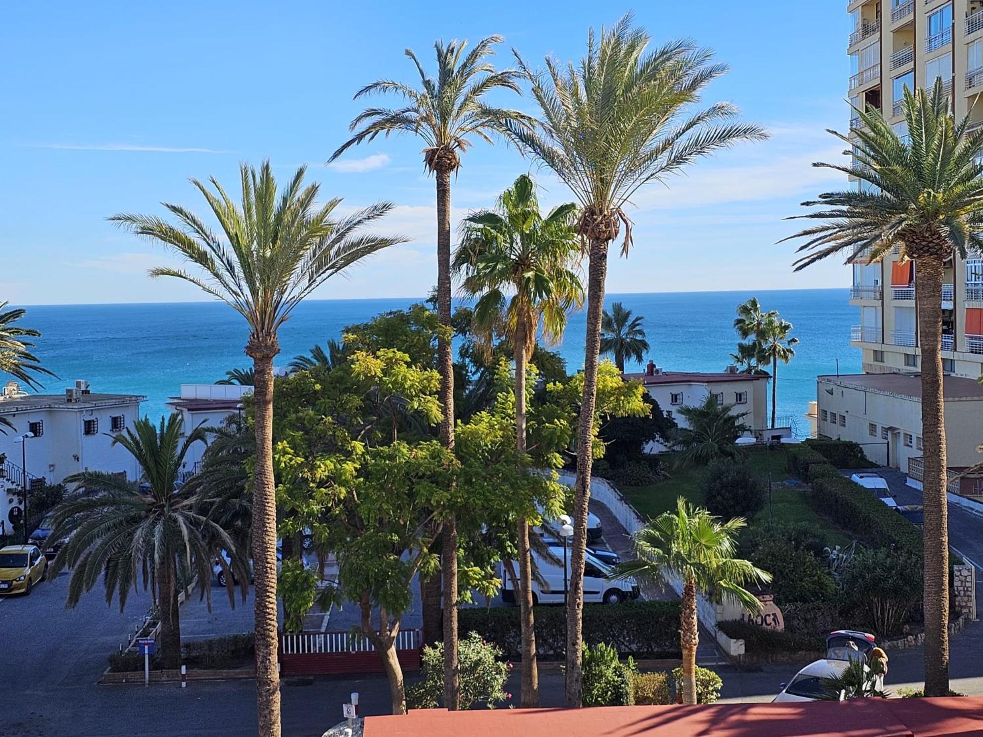 Pueblo Blanco Sea View Apartment By Namaste Elite Torremolinos Exteriör bild